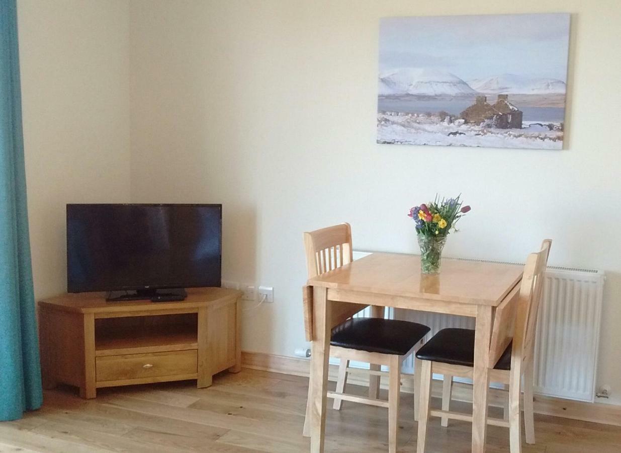 Fara 2 Room, 1 Bedroom - B&B Private Suite Kirkwall Esterno foto